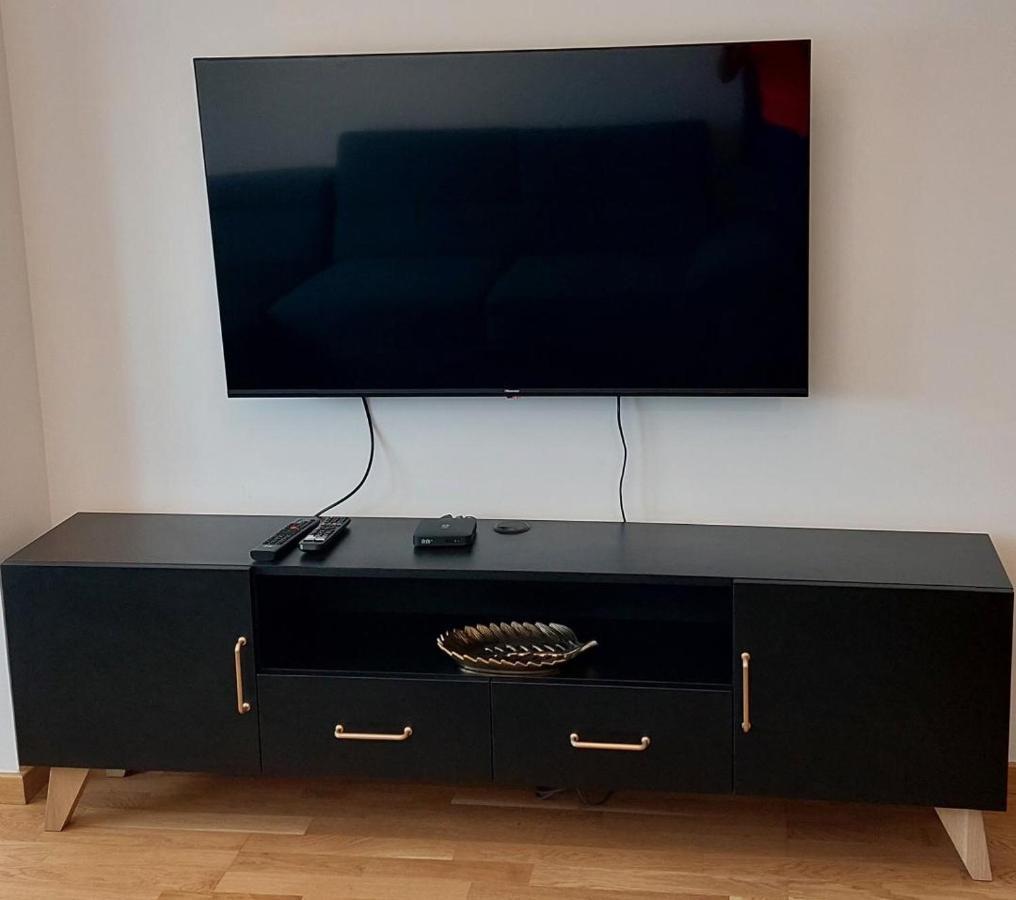 Апартаменты Kej Danube Lux Free Garage Нови-Сад Экстерьер фото
