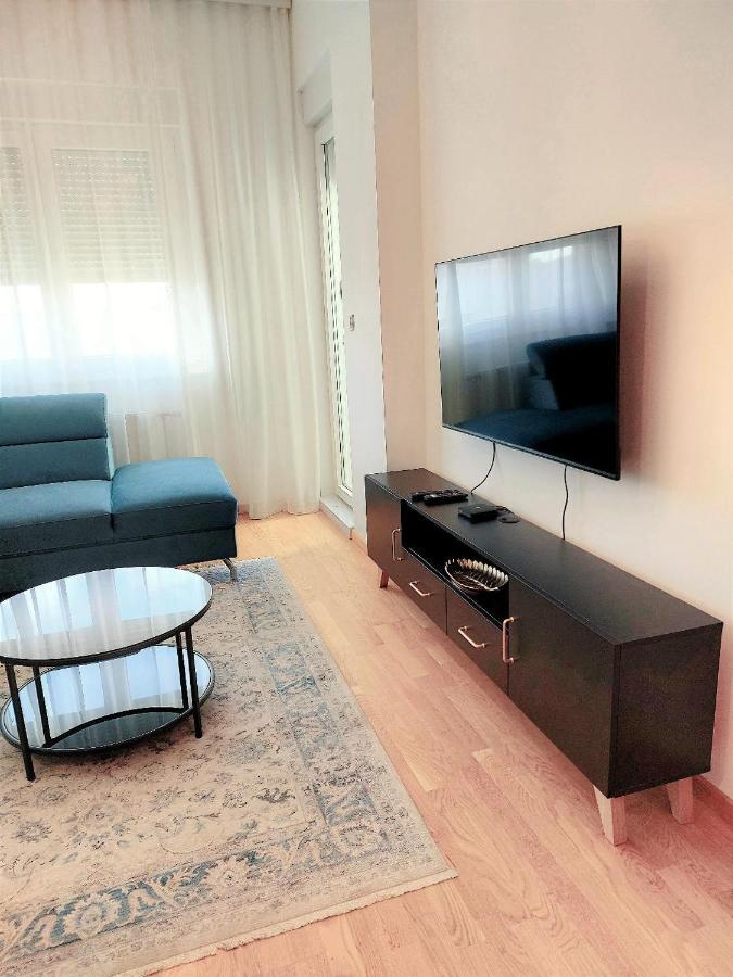 Апартаменты Kej Danube Lux Free Garage Нови-Сад Экстерьер фото
